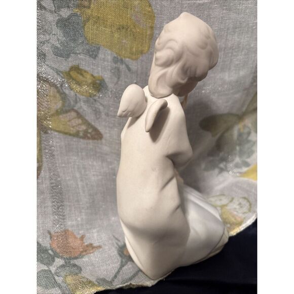 Lladro Spain Porcelain Angel with Baby Matte Figurine #4635 - Picture 5 of 16